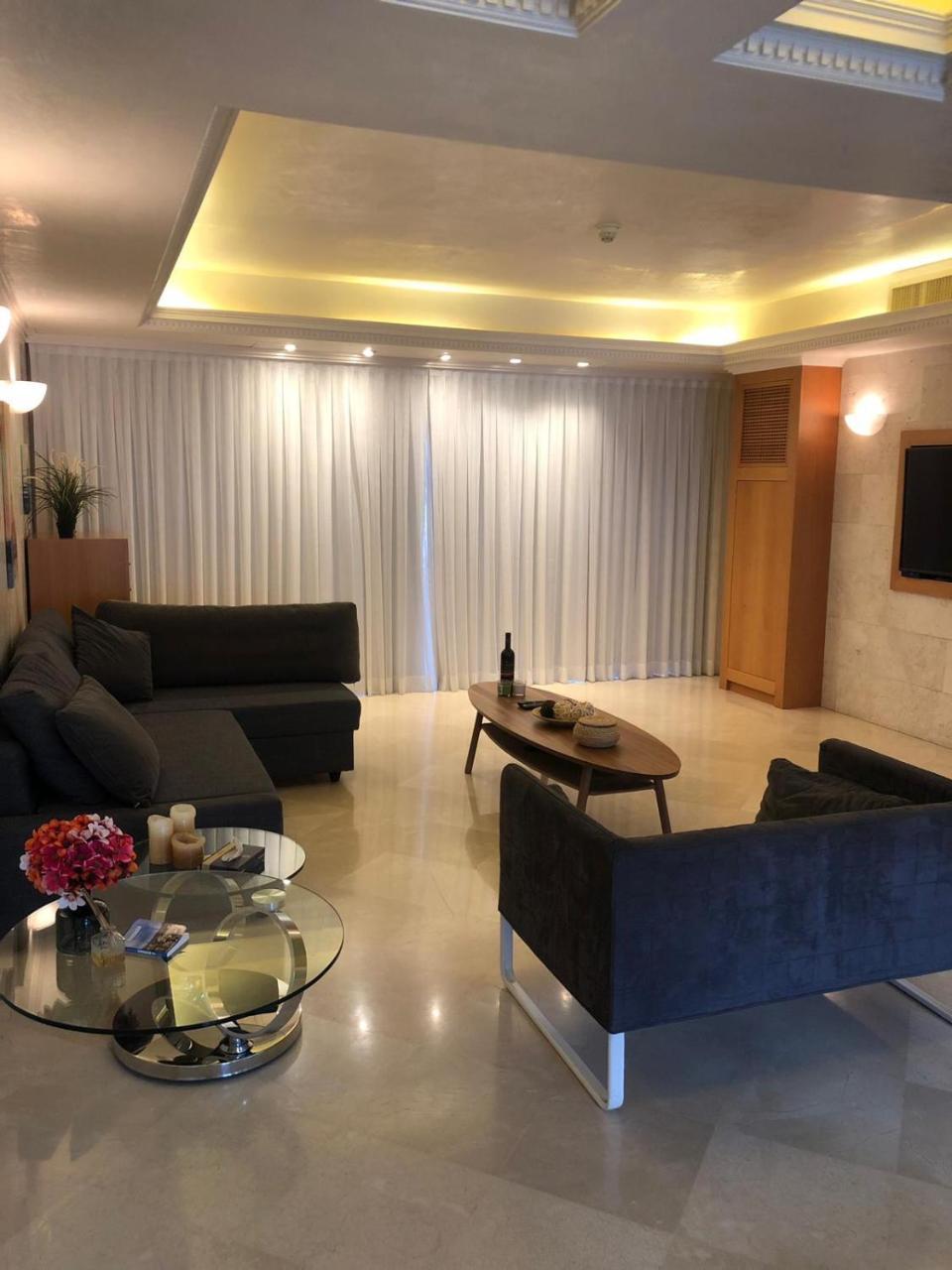 120m² 2 slaapkamer, 2 privé badkamer Appartement in Mamilla / King David Jeruzalem Buitenkant foto